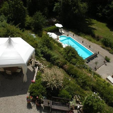 Bed and Breakfast Le Moulin Des Farges Meymac Экстерьер фото