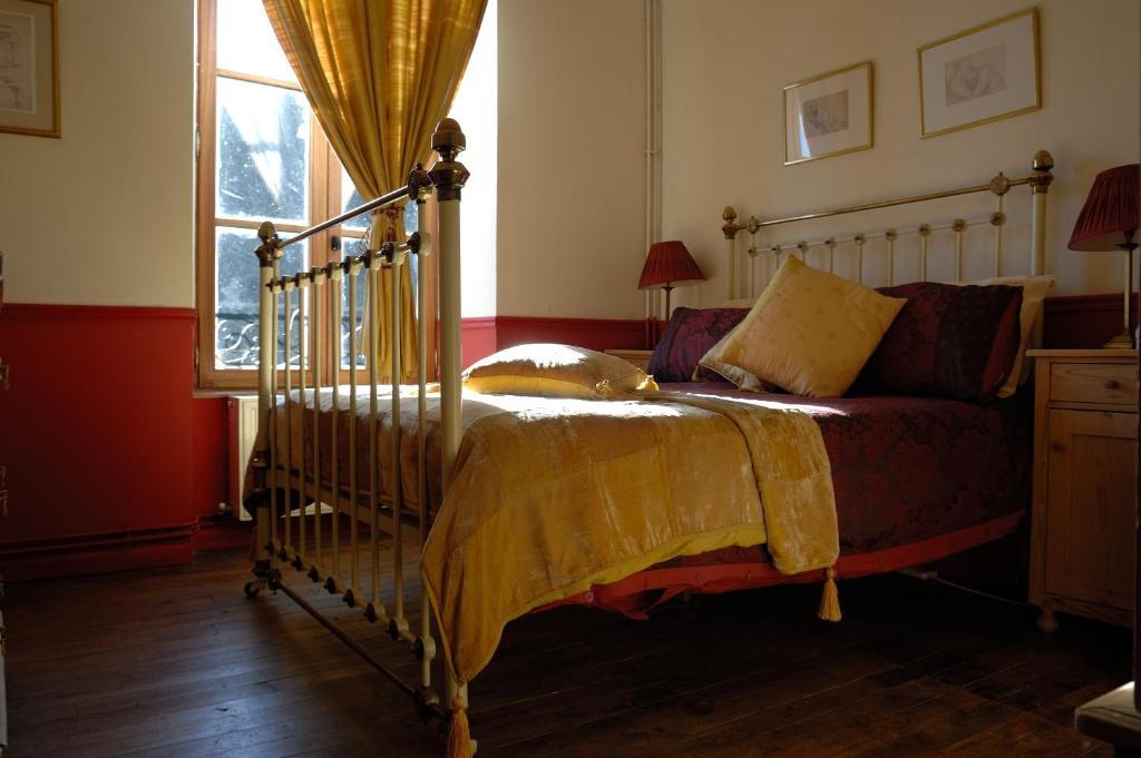 Bed and Breakfast Le Moulin Des Farges Meymac Номер фото