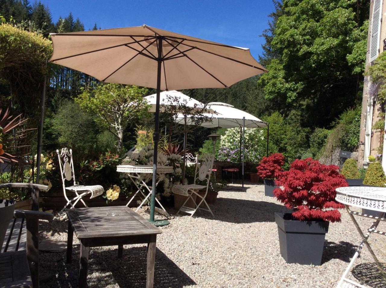 Bed and Breakfast Le Moulin Des Farges Meymac Экстерьер фото