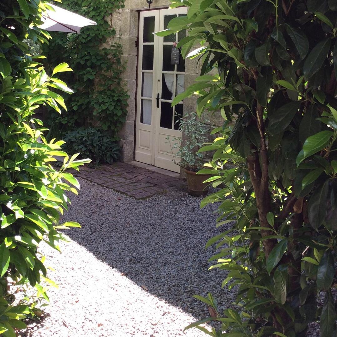 Bed and Breakfast Le Moulin Des Farges Meymac Экстерьер фото
